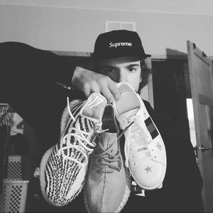 Meet your Posher, Rj